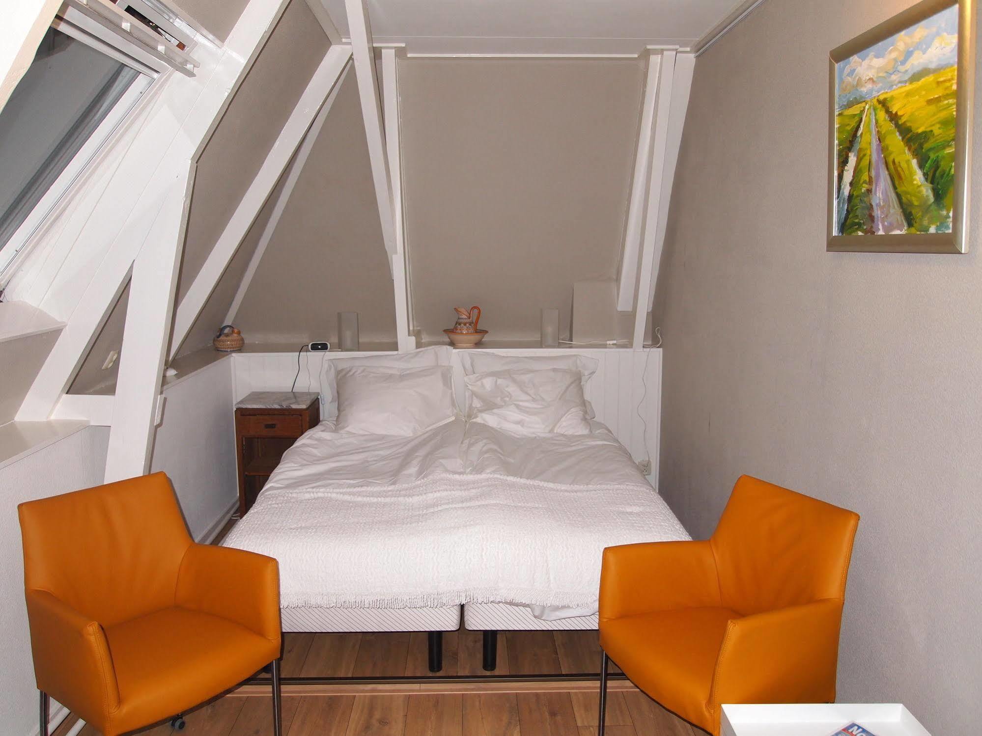 Bed and Breakfast De Energiek Wehe-den Hoorn Экстерьер фото